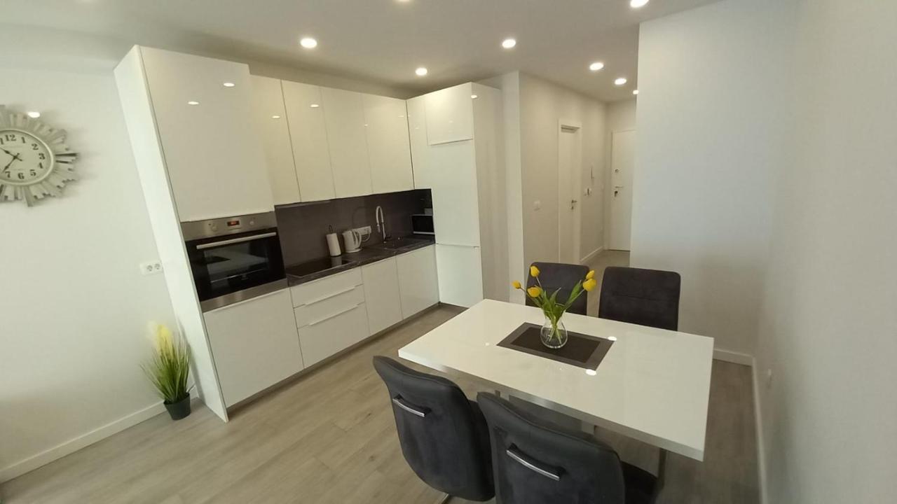 Lux Apartman Antonija Макарська Екстер'єр фото
