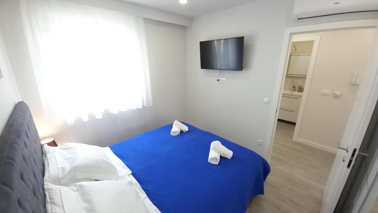 Lux Apartman Antonija Макарська Екстер'єр фото